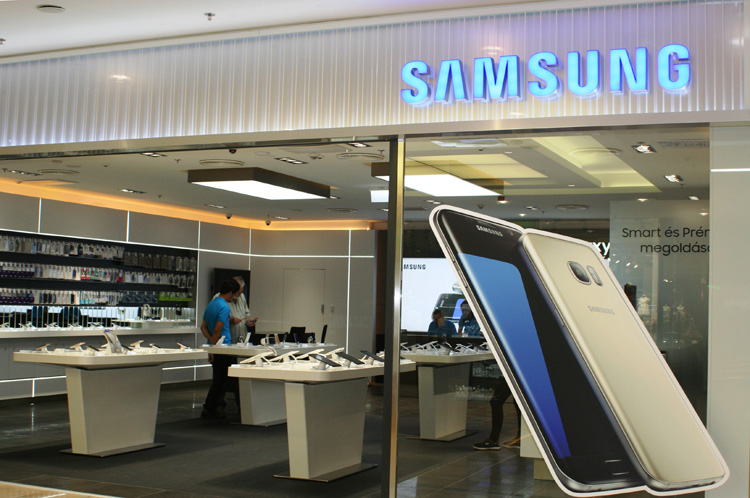 Eladótéri Barrisol a Samsung új boltjában